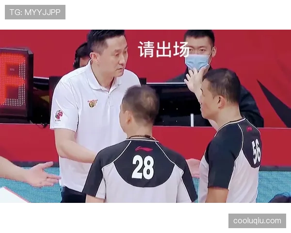 技术犯规处罚规则是什么？由谁判定？